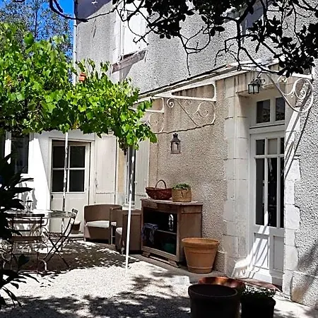 La Venelle De Jéricho Bed & Breakfast 3*